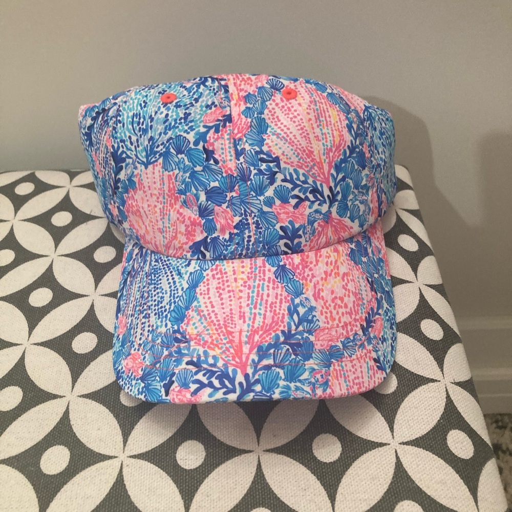Lilly Pulitzer hat
